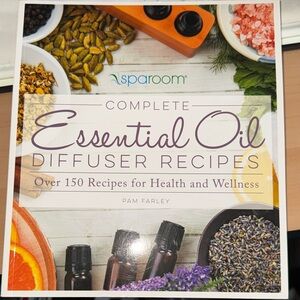 Sparoom Essential Oil Diffuser Recipes Book - White Cover